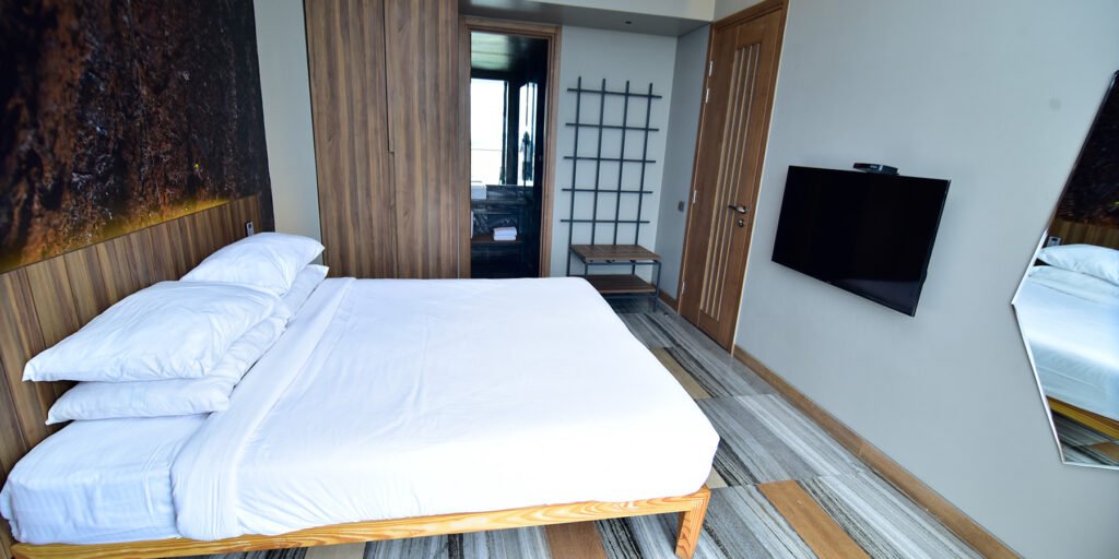 Hotel Rooms in Bavdhan
