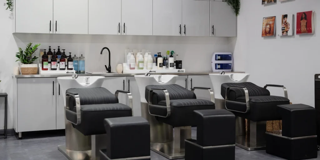 Top Hair Salons in the UAE: Where Style Meets Luxury and Real Results Top Hair Salons in the UAE: Where Style Meets Luxury and Real Results