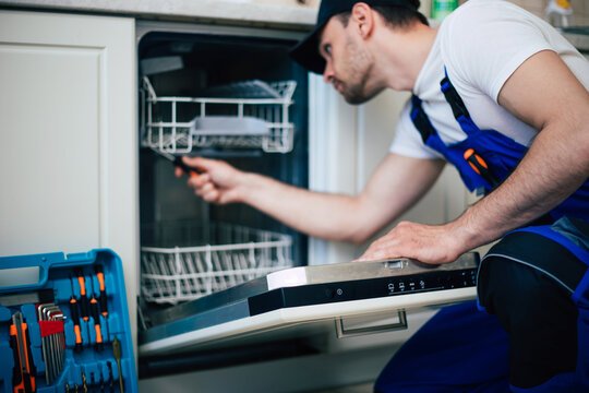 The Importance of Professional Commercial Dishwasher System Services for Reliable Kitchen Operations Dishwasher System Services