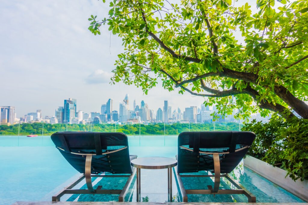 Beyond Hotel Suites: Why Modern Travelers Are Choosing Urban Living in Dubai short term rentals Business Bay | Dubai vacation rentals