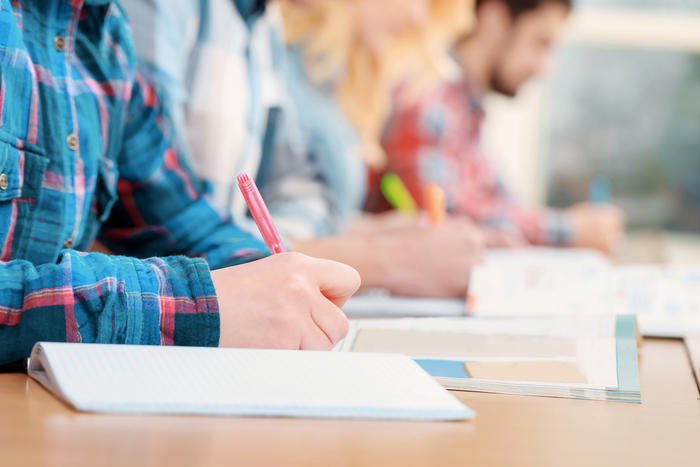 GRE vs LSAT: Choosing the Right Graduate Exam GRE vs LSAT - Choosing the Right Graduate Exam