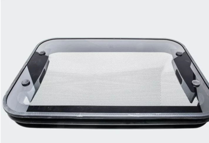 Guía para Seleccionar una Ventana Techo Caravana Ideal ventana techo caravana