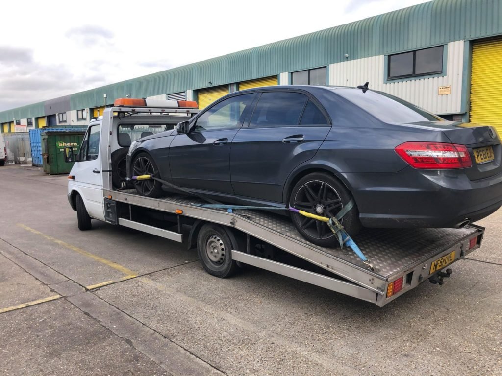 Reliable Car Recovery Dubai Services for Safe Road Assistance car recovery Dubai
