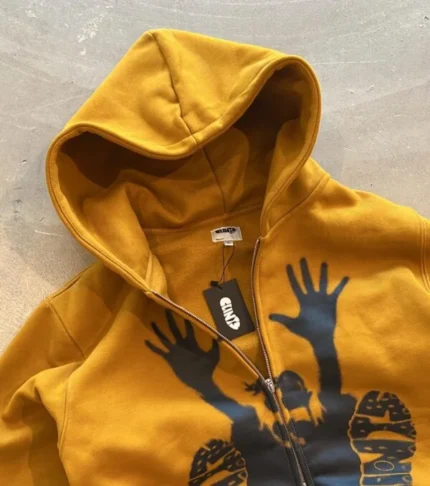 Clints T-Shirt & Tracksuit
