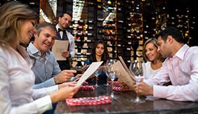Why Use a Restaurant Management Recruitment Firm USA Today? Casual dining restaurant managers