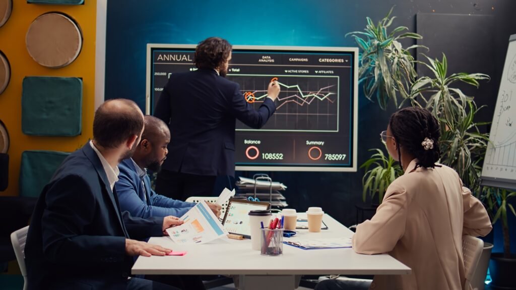 Why Is CX Leadership Training Important? Building a Culture of Excellence in the Modern Era Why is CX leadership training important?