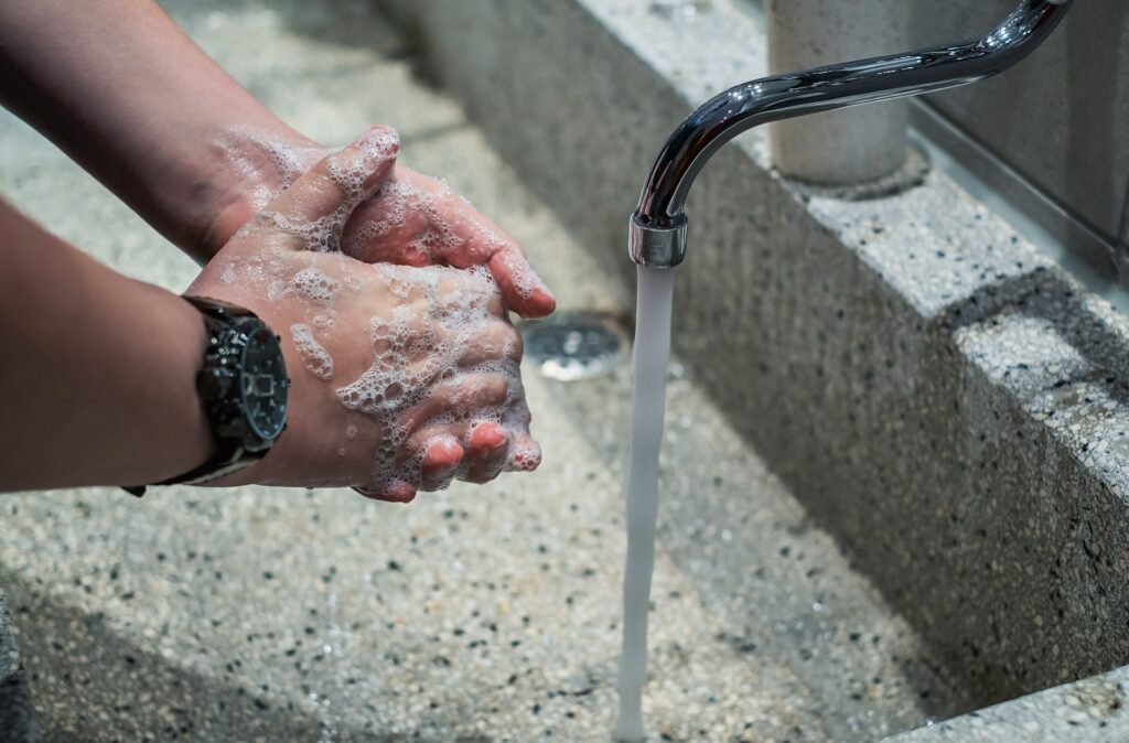 How Long Do Harmful Germs Survive on Hospital Surfaces?