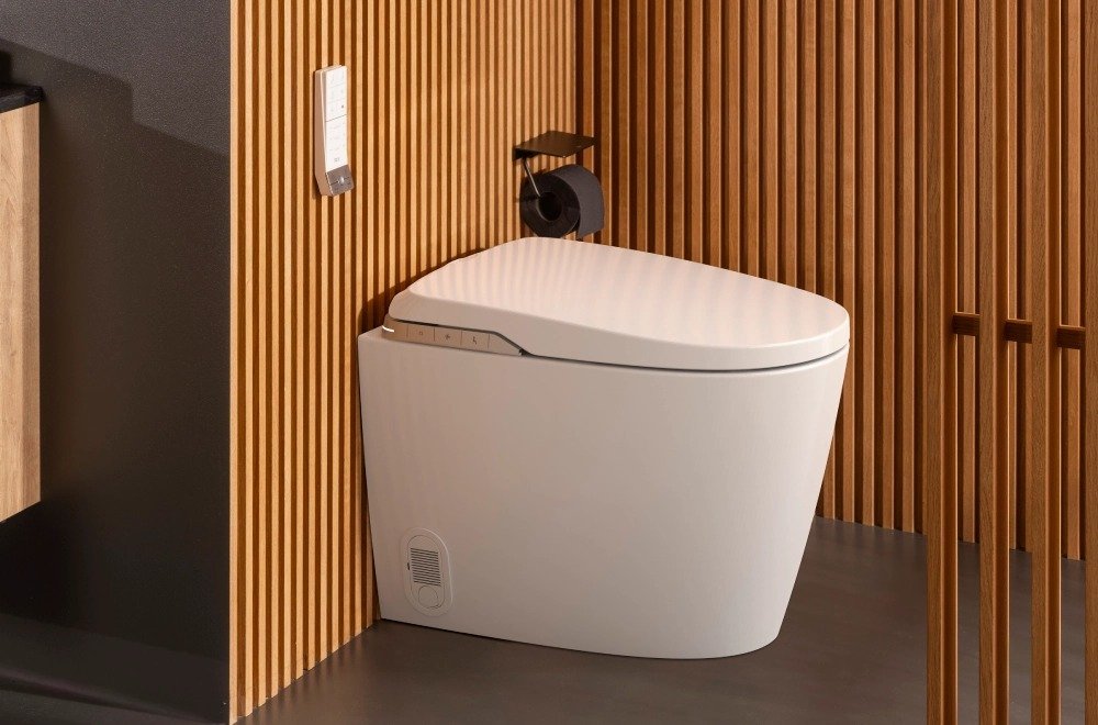 How Smart Toilets Improve Hygiene, Comfort & Water Efficiency in Modern Bathrooms smart toilet seat