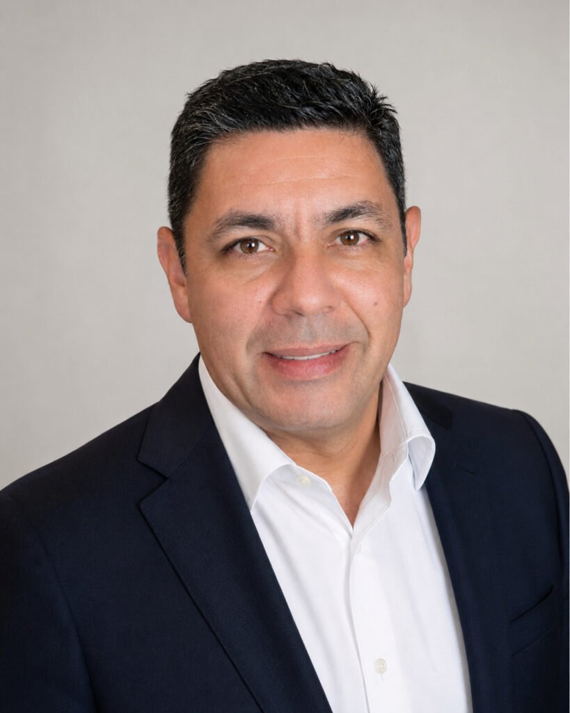 From Accounting to Business Strategy: Joaquim José Teixeira Regadas’ Professional Journey Joaquim José Teixeira Regadas